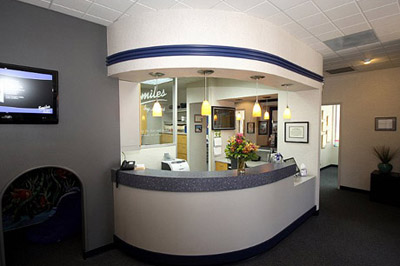 All patients are greeted upon entering our practice, and can sign in for their appointments utilizing our computer system. Once the patient has checked in, all team members are notified that they have arrived. We realize how important time is for our patients, and that is why starting our patients on time is one of our top priorities. 
